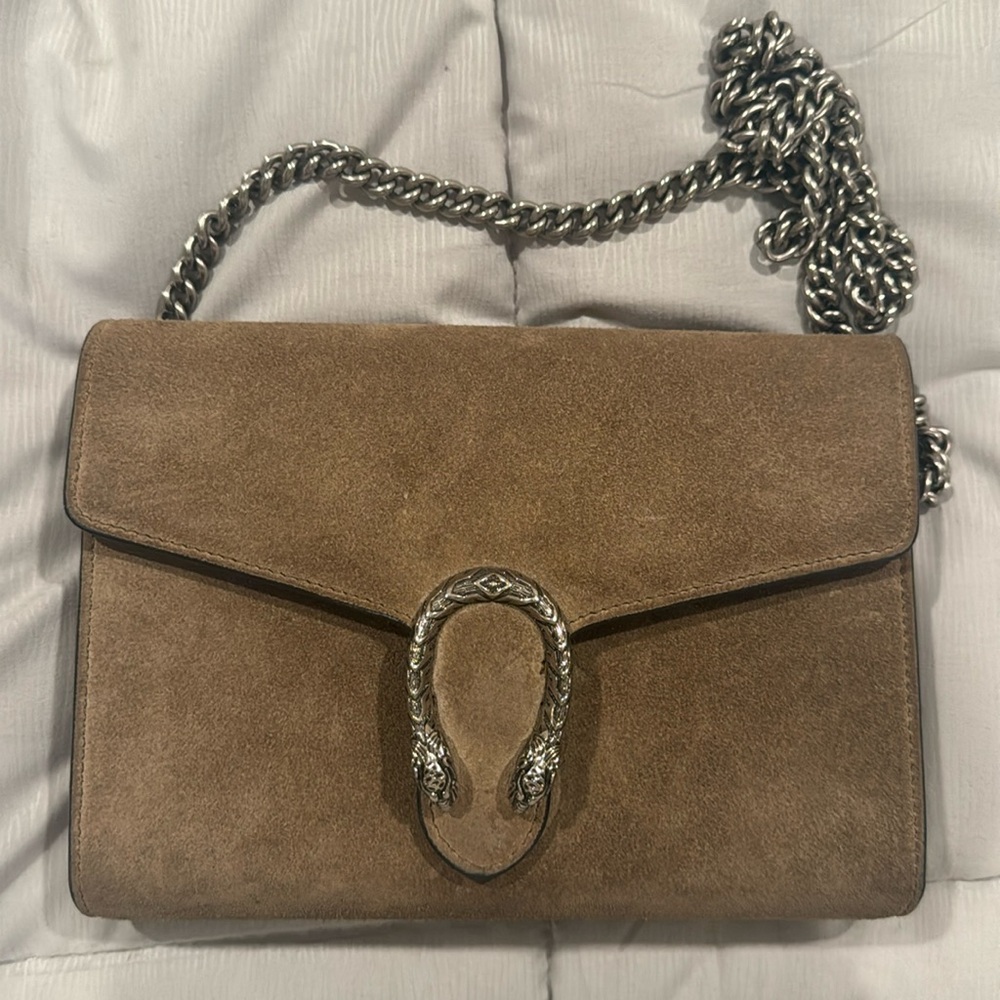 Gucci DIONYSUS GG SUPREME CHAIN WALLET